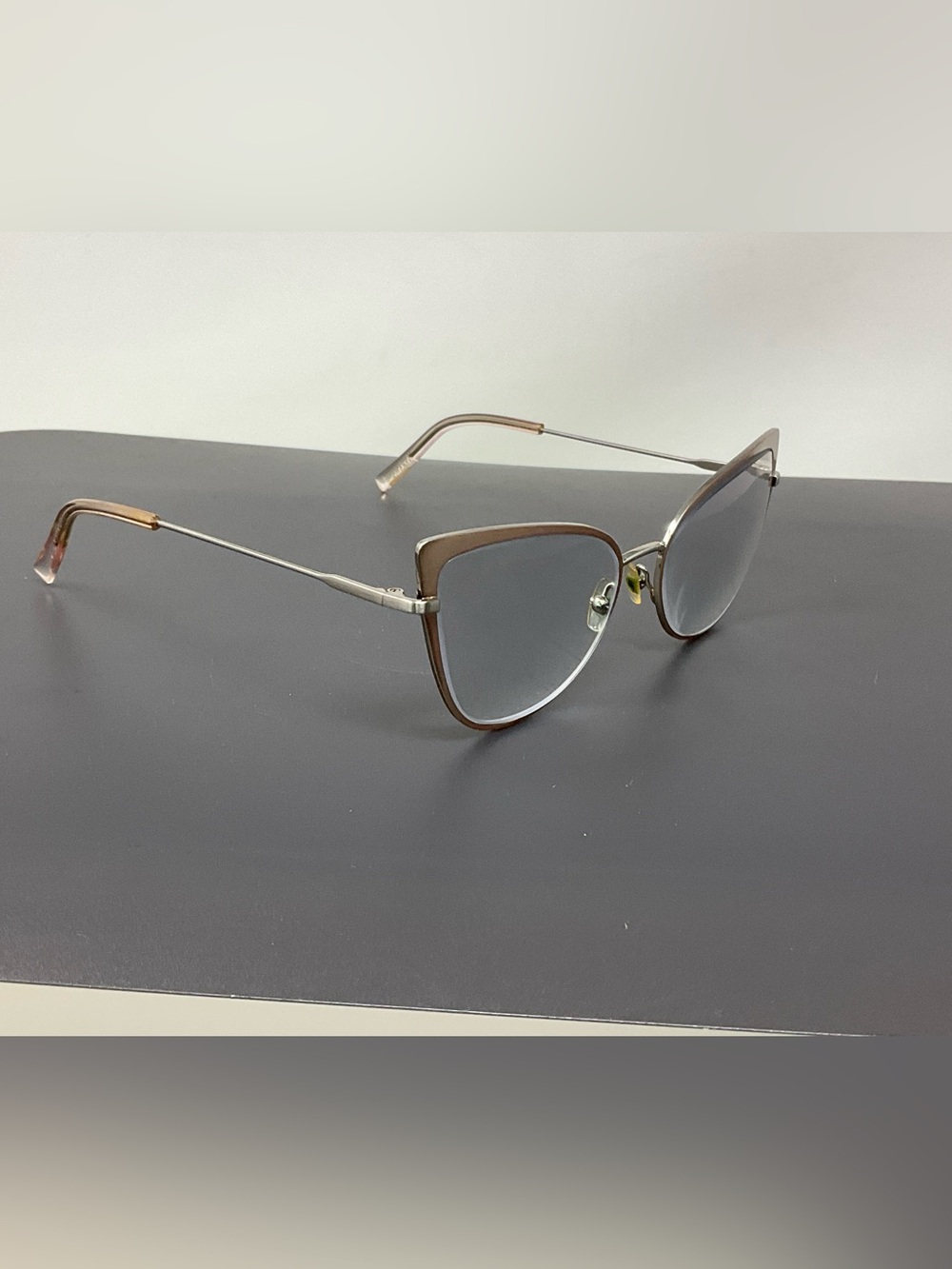 Vera Wang V577 Eyeglasses Eye Glasses Golden-Rose Authentic New 54mm Women